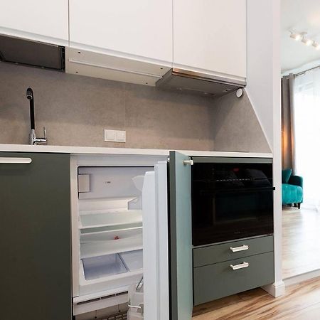Easy & Comfortable, With Balcony, Very Close To The Center Warszawa Exteriör bild