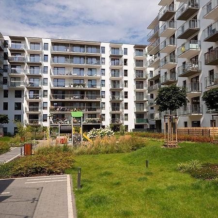 Easy & Comfortable, With Balcony, Very Close To The Center Warszawa Exteriör bild