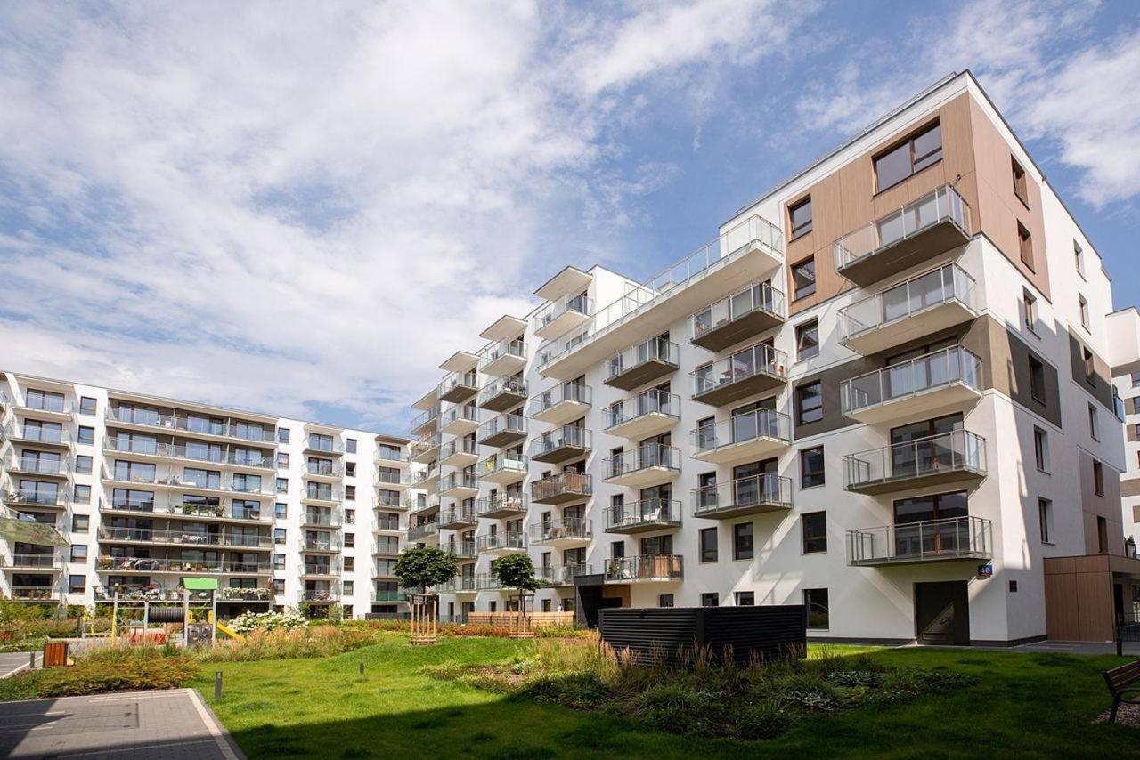 Easy & Comfortable, With Balcony, Very Close To The Center Warszawa Exteriör bild